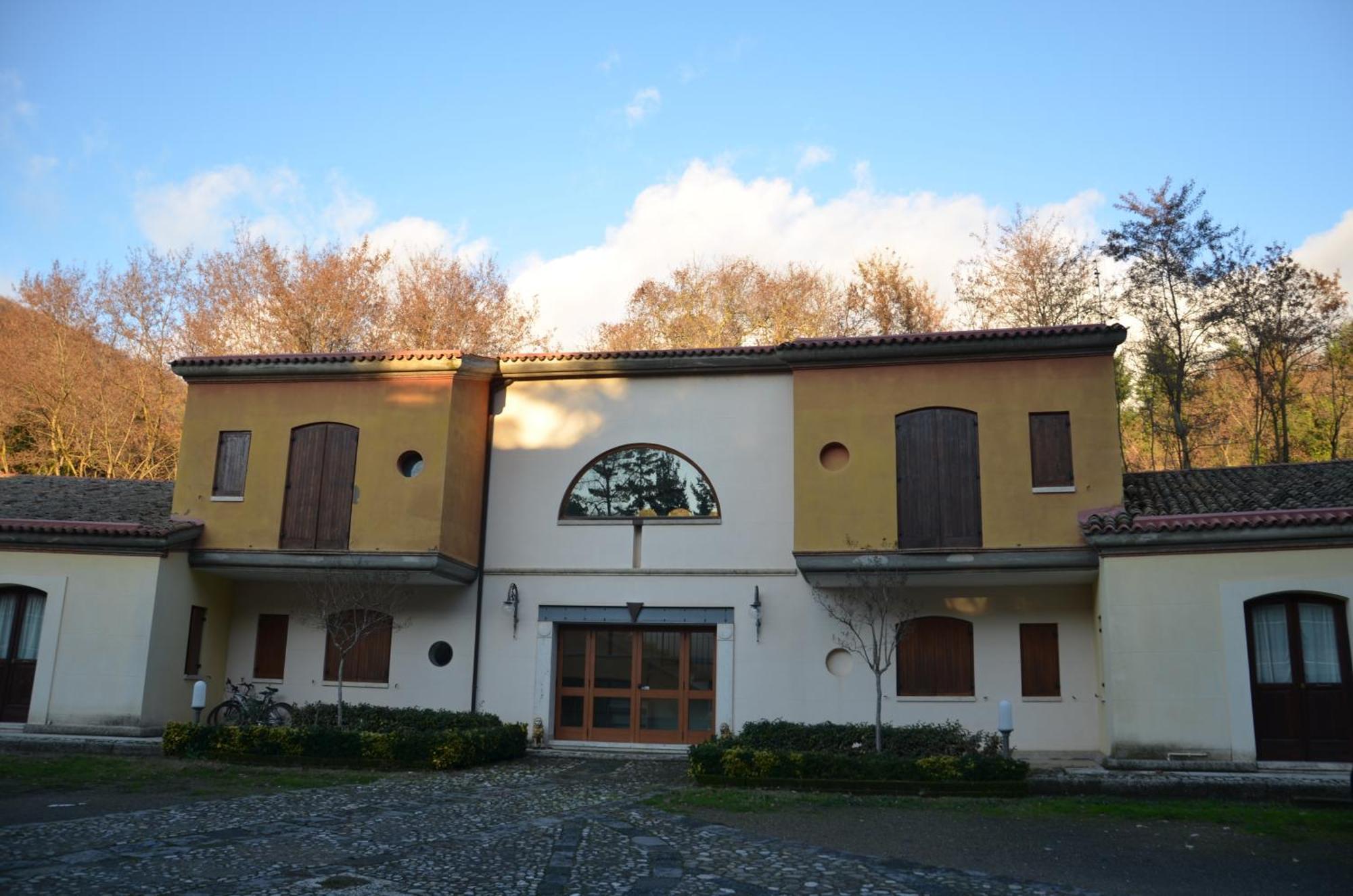 Borgo Villa Maria Monticchio  Kültér fotó
