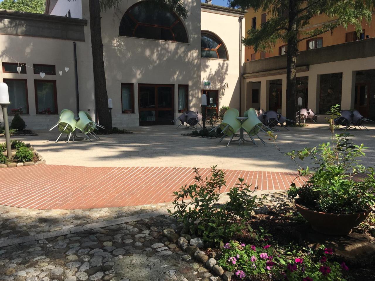 Borgo Villa Maria Monticchio  Kültér fotó